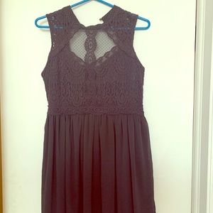 Adorable grey dress